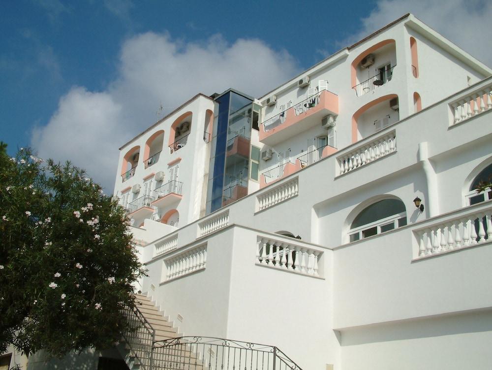 Hotel La Ginestra Forio di Ischia 외부 사진